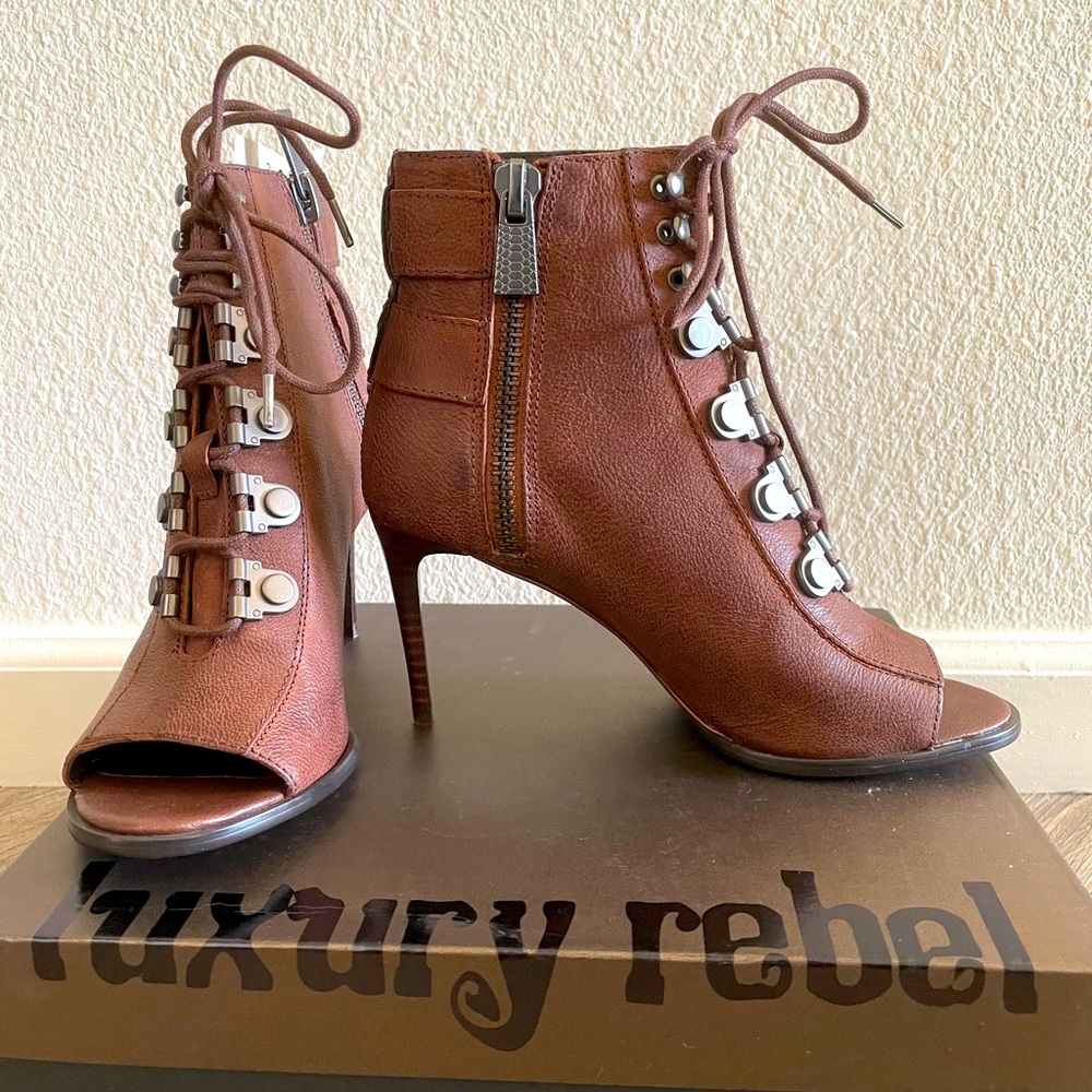 BNB Luxury Rebel Open Toe Bootie